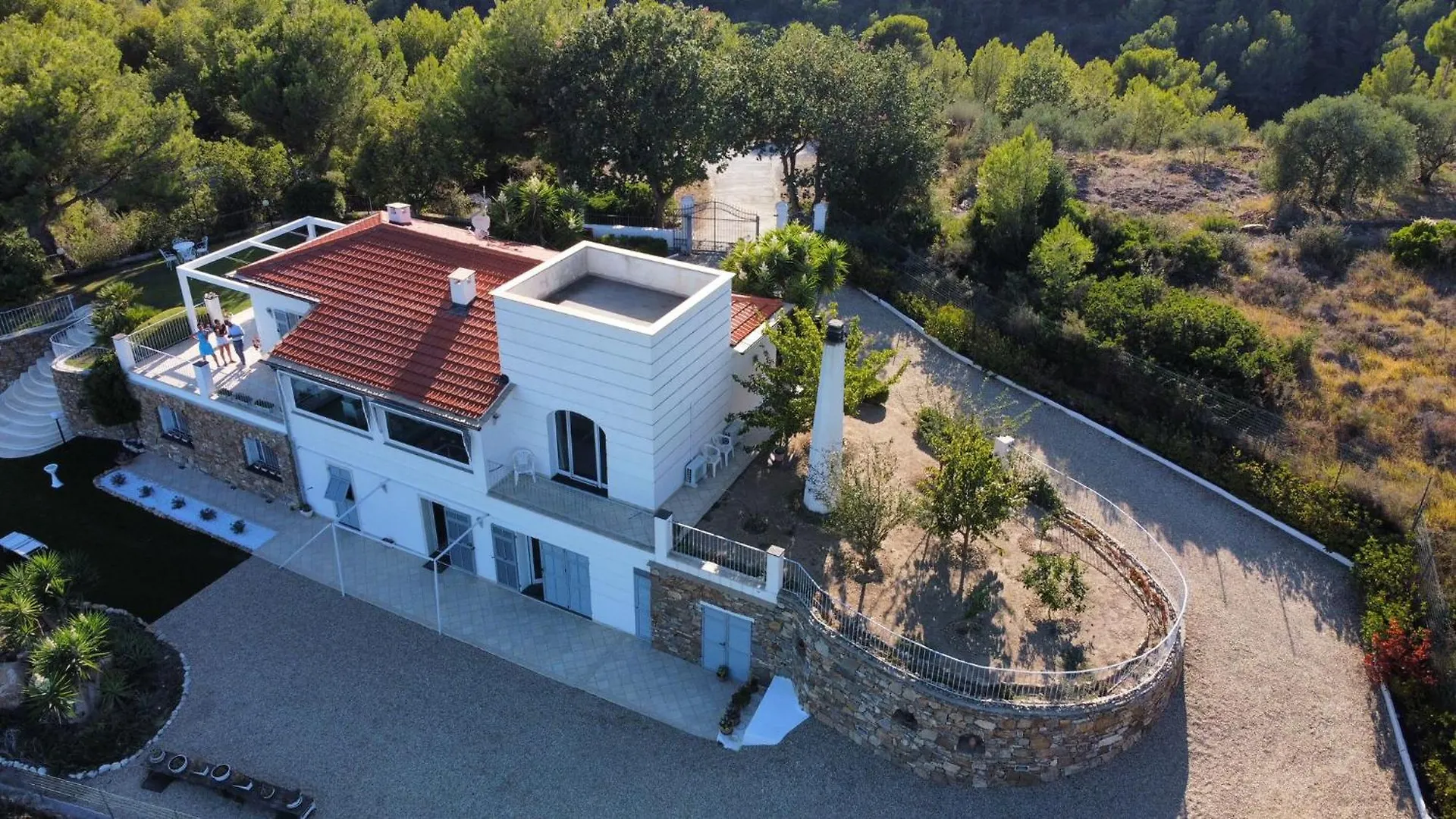 Villa Shambhala San Bartolomeo Al Mare Italy